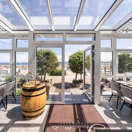 Hotel Strandschloesschen Любек Экстерьер фото