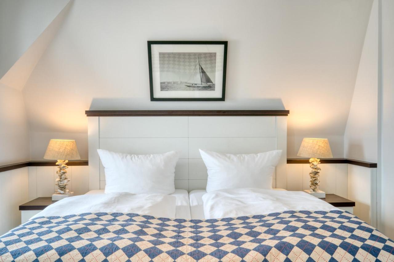 Hotel Strandschloesschen Любек Экстерьер фото