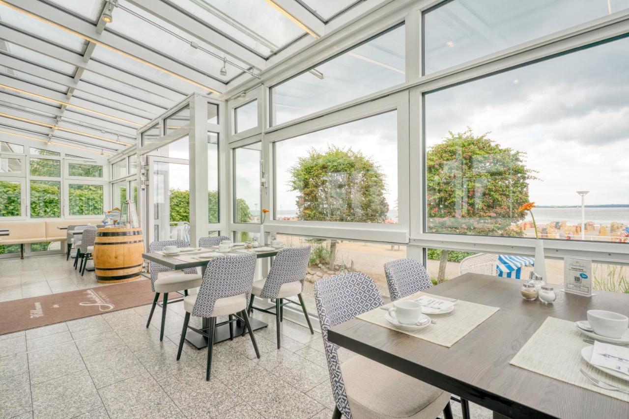 Hotel Strandschloesschen Любек Экстерьер фото